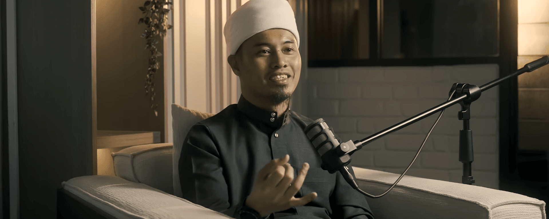 Ust Hazry Sembang Dari Engineer Ke Perawat Sihir, Sihir Pemisah, Pelaris & Pelalau - EP: 68